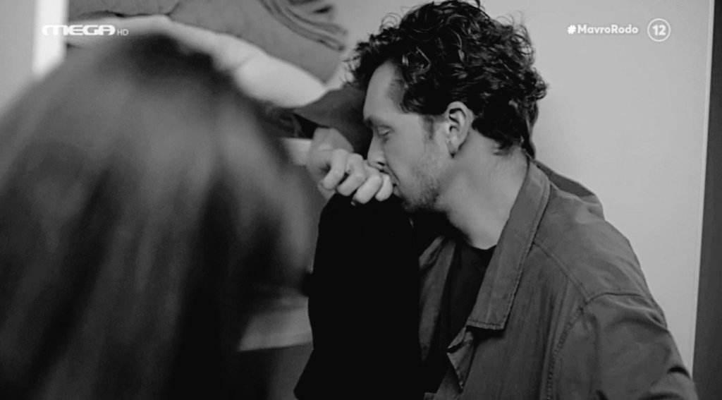 Μαύρο Ρόδο-Πέτρος-