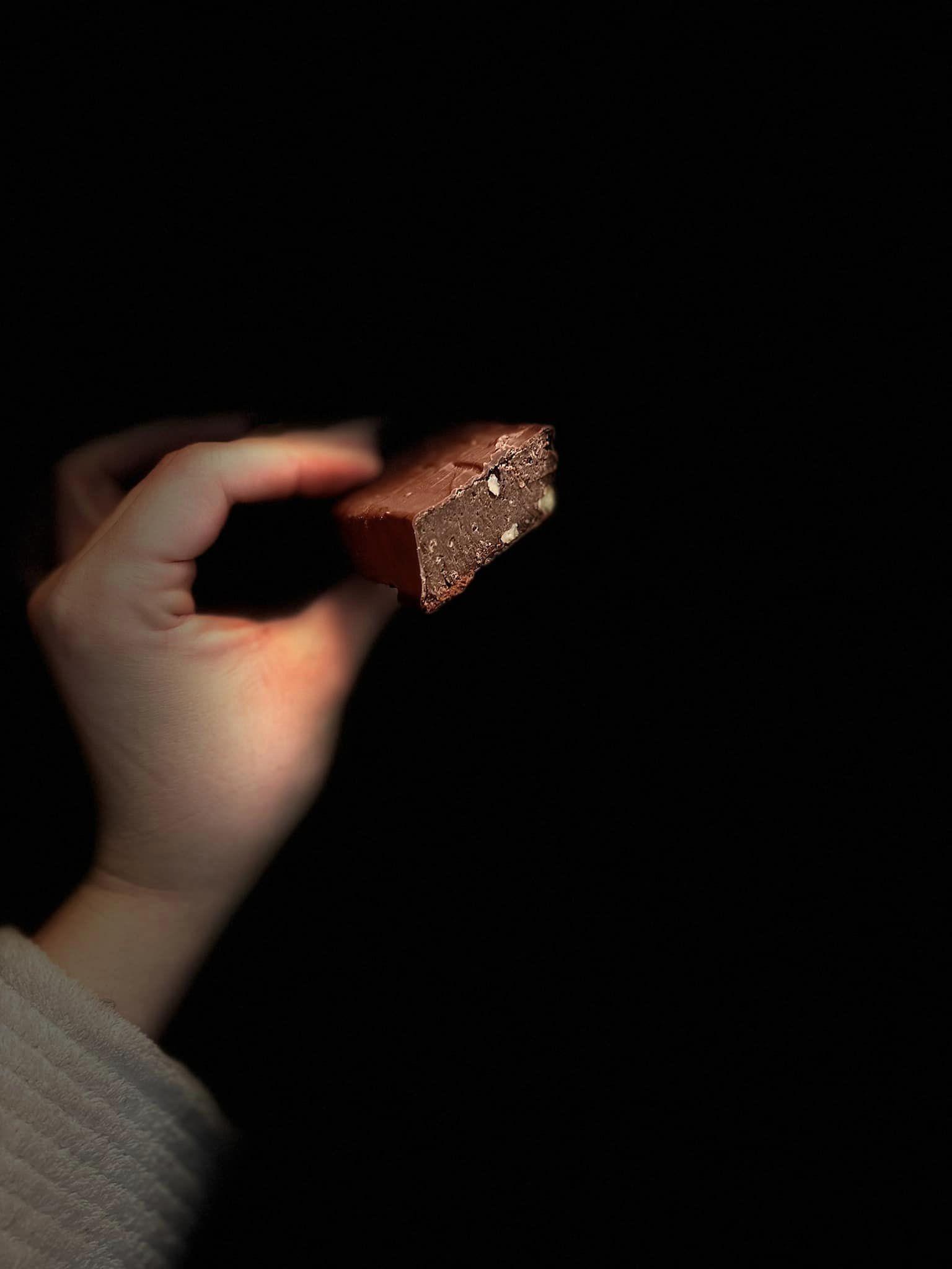 μπάρες-πρωτεΐνης-με-σοκολάτα-συνταγή- μπάρες-πρωτεΐνης-με-σοκολάτα-συνταγή-