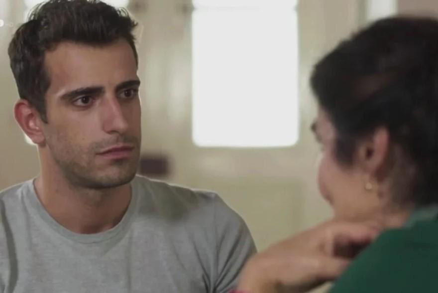 Η Γη της Ελιάς-Αλέξης-