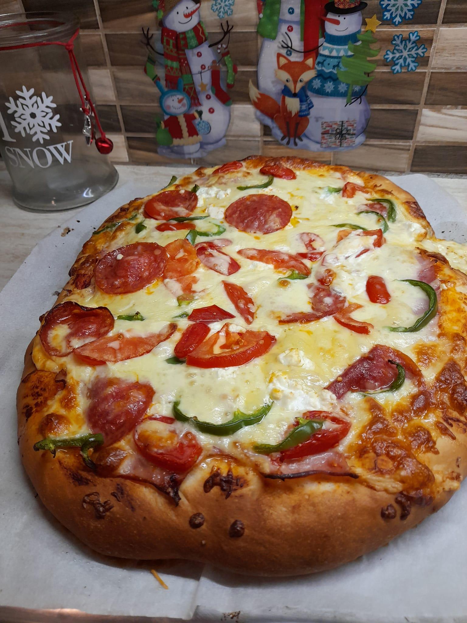 πίτσα-σπέσιαλ-συνταγή-