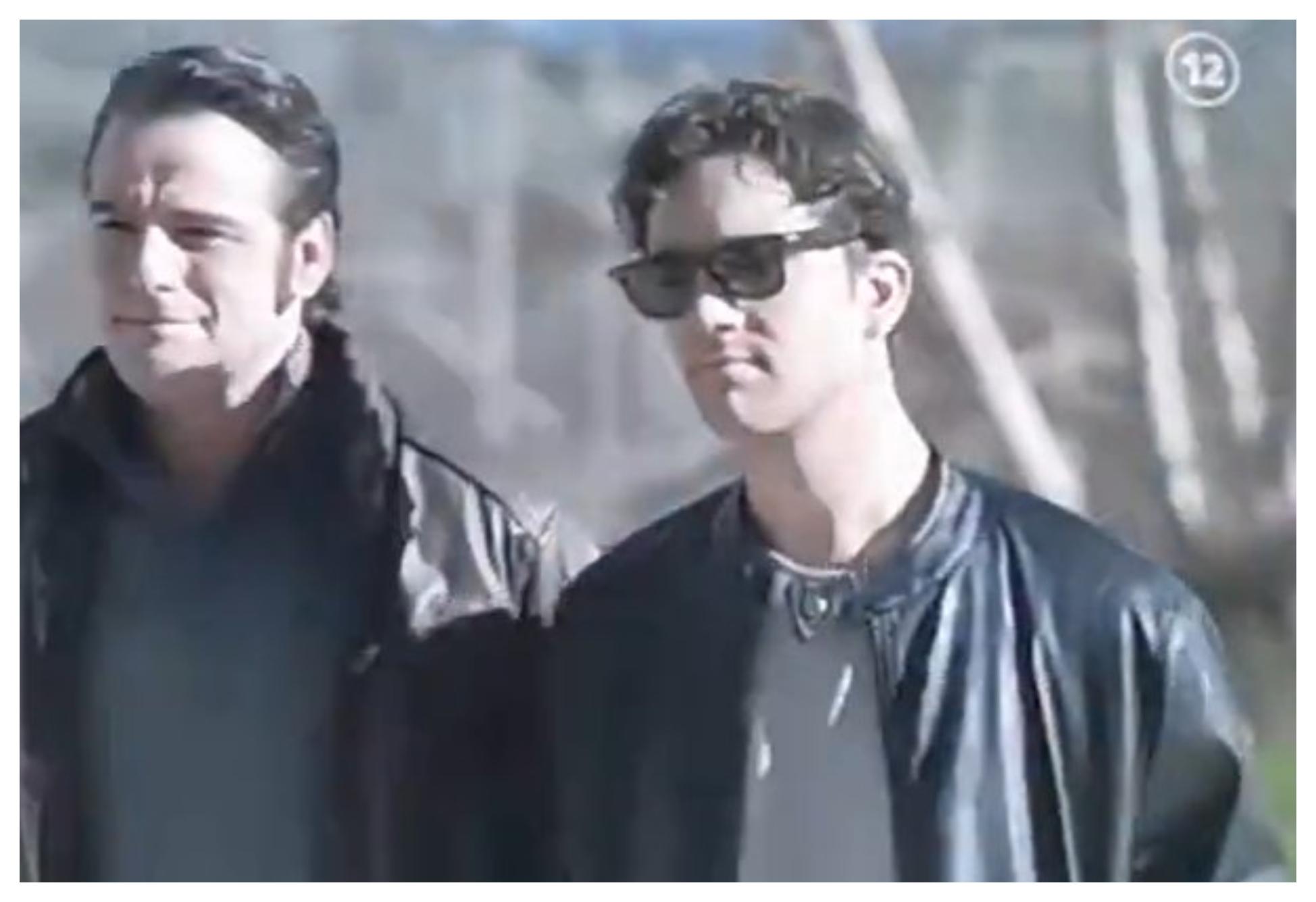 Μαύρο Ρόδο: Φτανει Πια-Είσαι μεγάλη κοπέλα