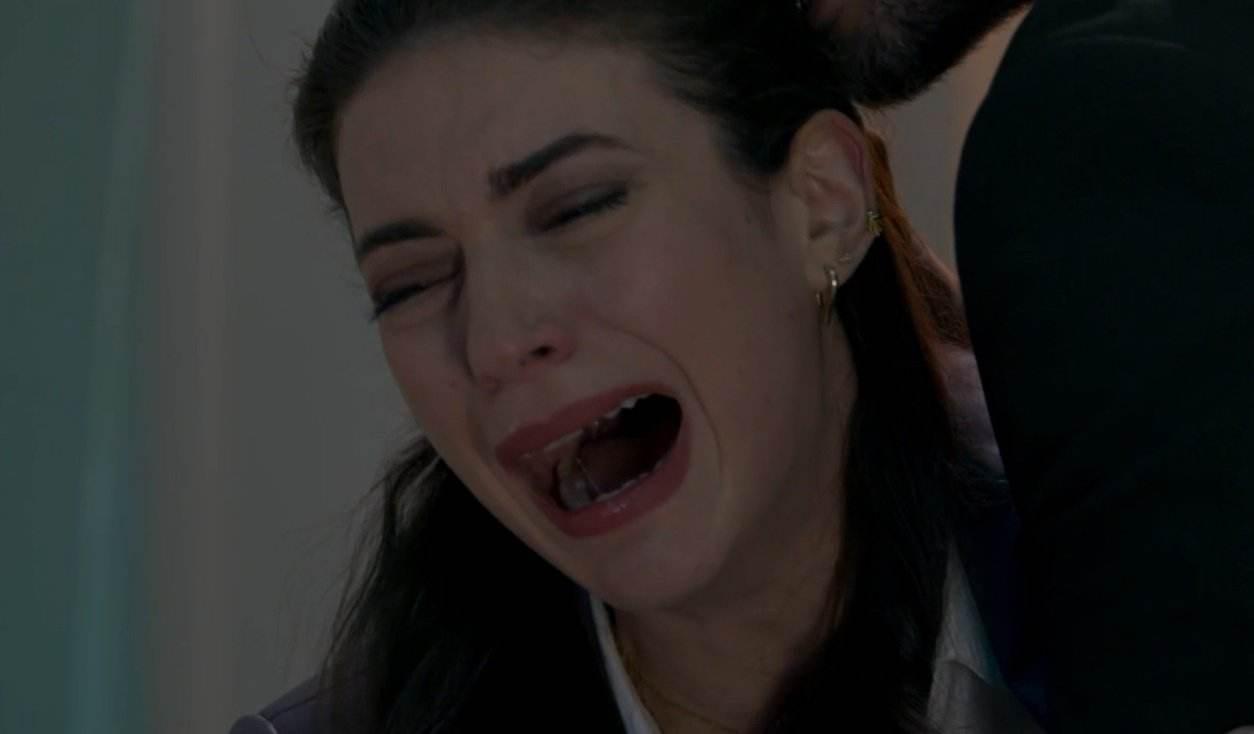 Παγιδευμένοι επόμενα επεισόδια-Άννα-