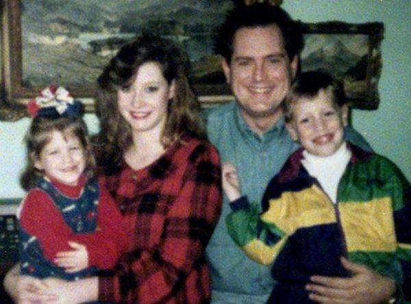 Σκότωσαν τις γυναίκες και τα παιδιά τους : Επτά φρικτά εγκλήματα που συγκλόνισαν τον κόσμο