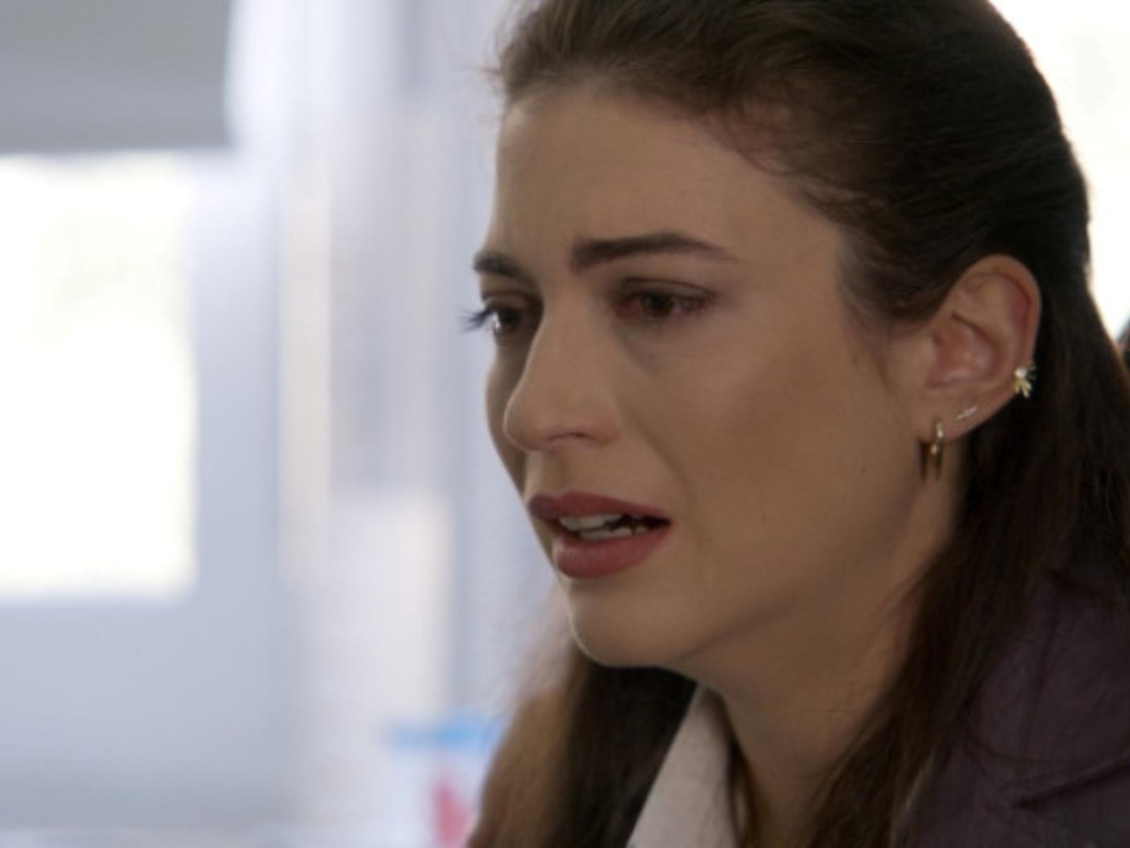 Παγιδευμένοι-Άννα-