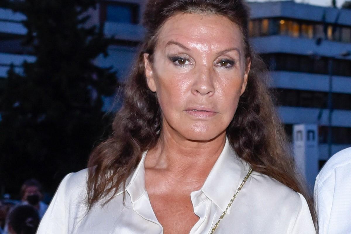 Σοκάρει η Βάνα Μπάρμπα :  Μου βάζουν αίμα με ειδικά φάρμακα