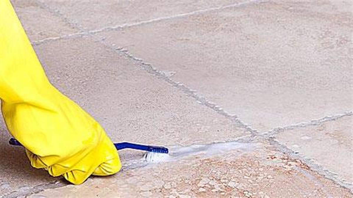Αλάτα,στίγματα και σκουριές στο πάτωμα: Τα καθαριστικά κόλπα για κάθε είδος δαπέδου που θα τα κάνουν καινούργια