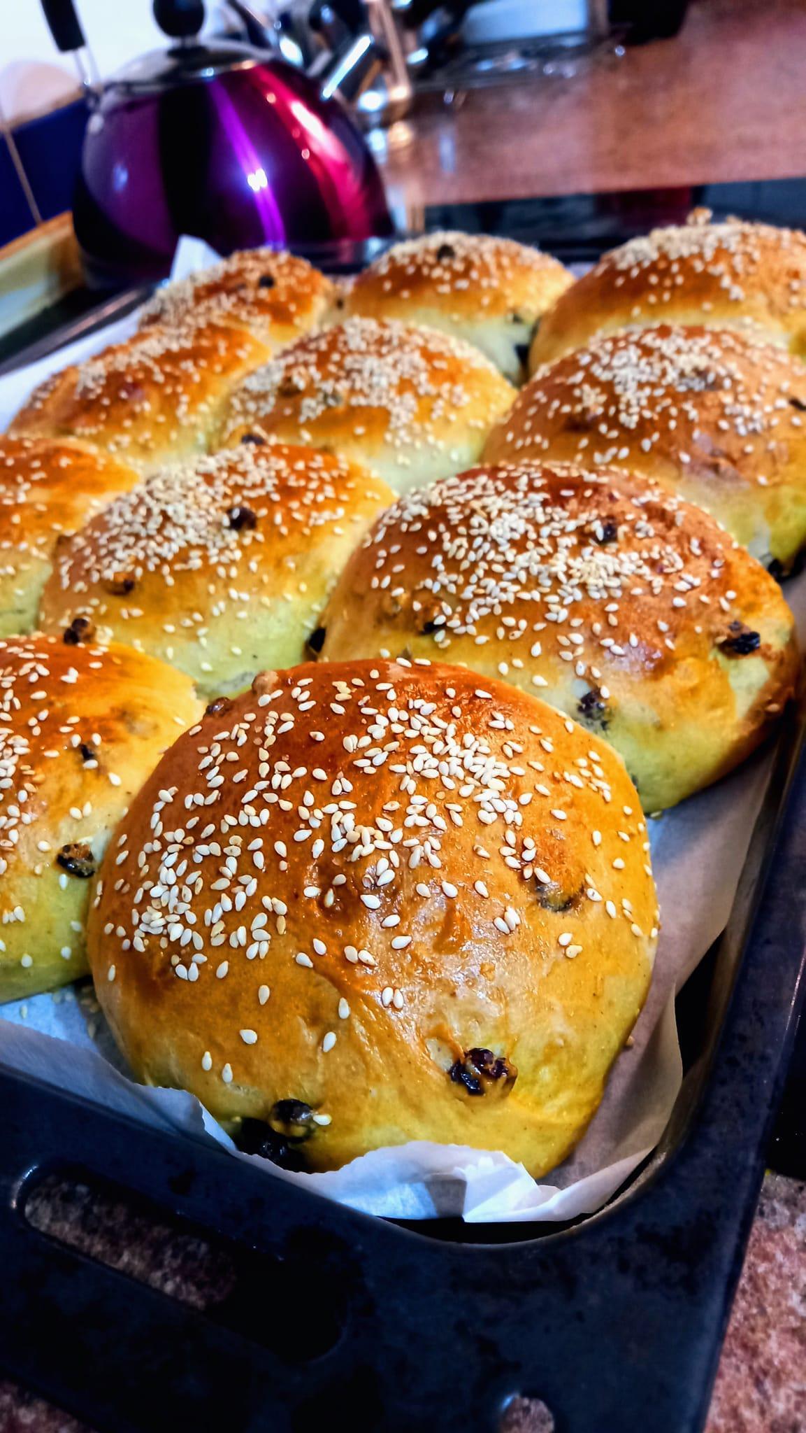 σταφιδόψωμα-συνταγή-