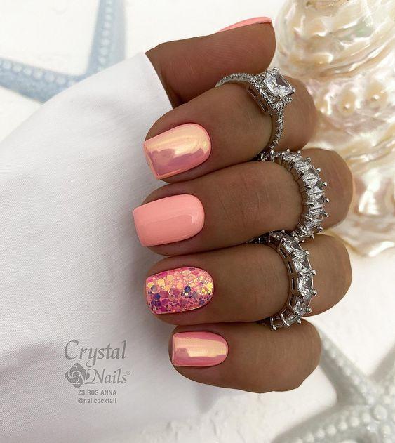 ροδακινί νύχια-με-γκλίτερ-και-στρας-ιδέες-