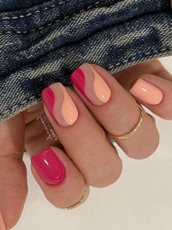 ιδέες-για-ροδακινί-νύχια-το-Καλοκαίρι 2023-