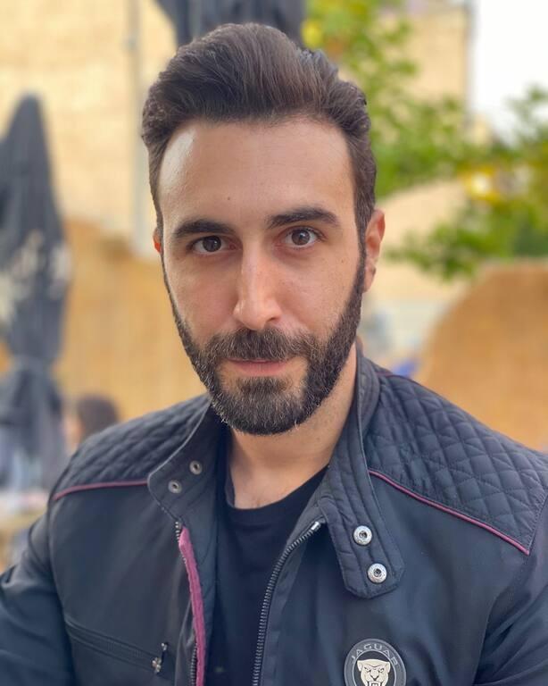 Η Γη της Ελιάς-Πότης- Η Γη της Ελιάς-Πότης-