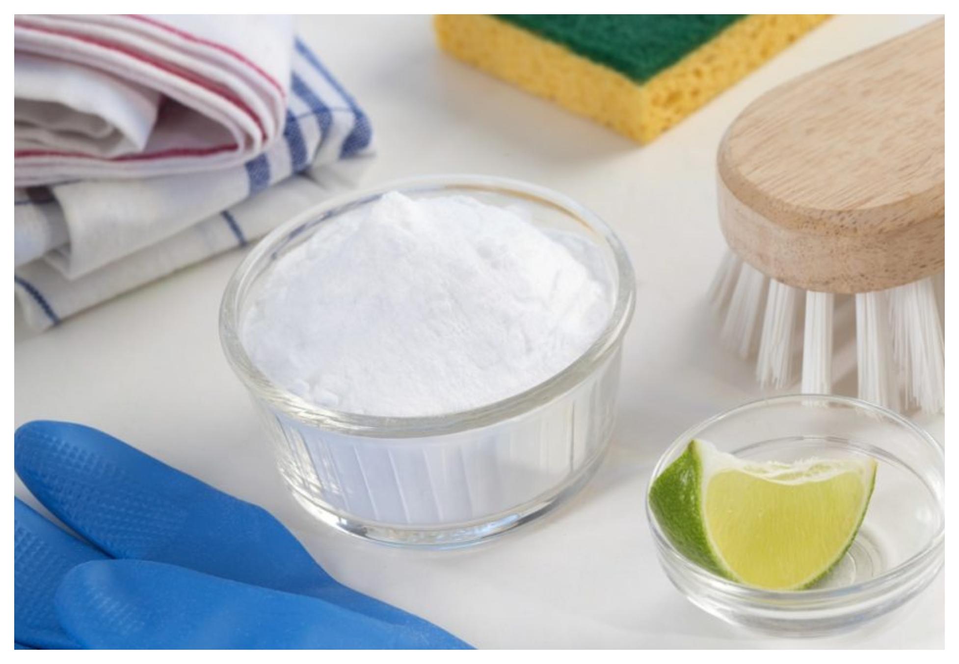 10 Άγνωστες χρήσεις του αλατιού για καθάρισμα εντός και εκτός σπιτιού