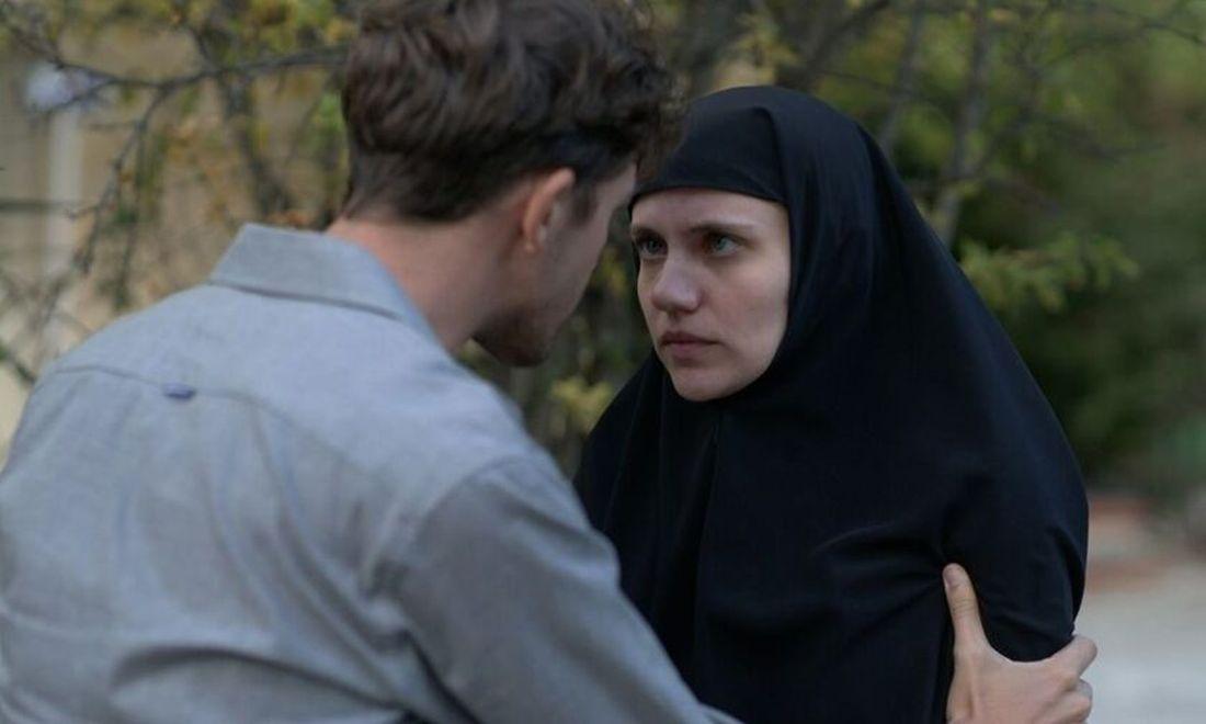 Μαύρο Ρόδο-Πέτρος-Ελισάβετ- Μαύρο Ρόδο-Πέτρος-Ελισάβετ-