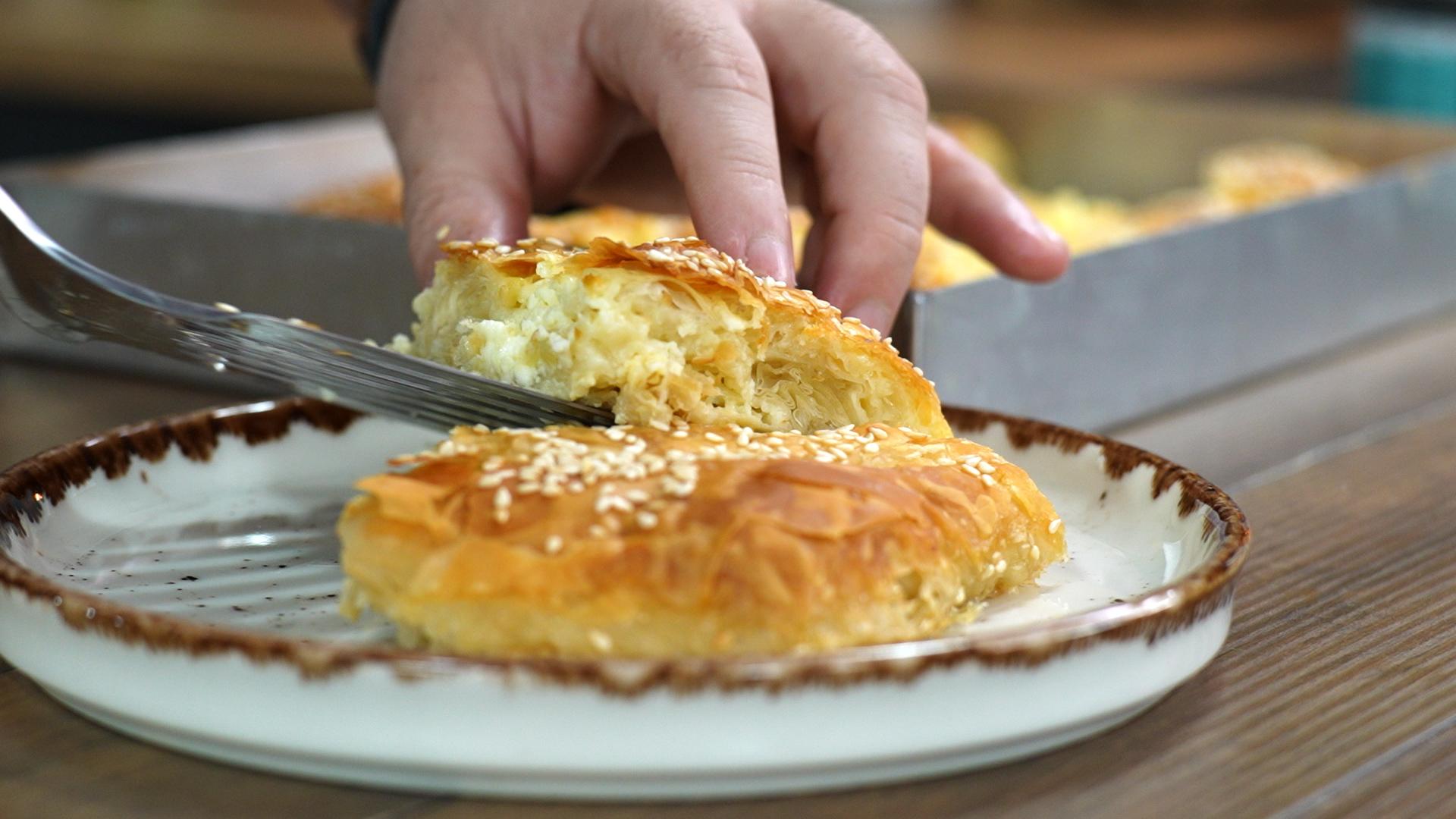 τυρόπιτα-σουφλέ-συνταγή- τυρόπιτα-σουφλέ-συνταγή-