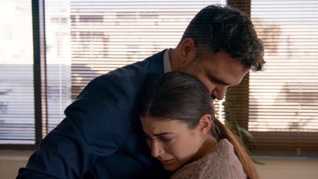 Παγιδευμένοι-Δημήτρης-Άννα- Παγιδευμένοι-Δημήτρης-Άννα-