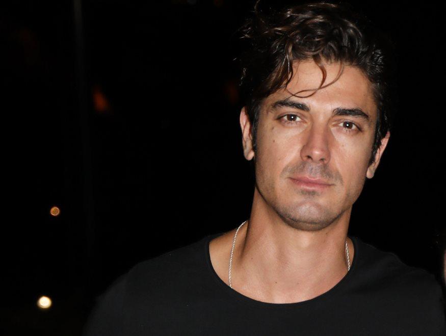 Ο Δημήτρης Γκοτσόπουλος μπαίνει σε πασιγνωστη καθημερινή σειρά