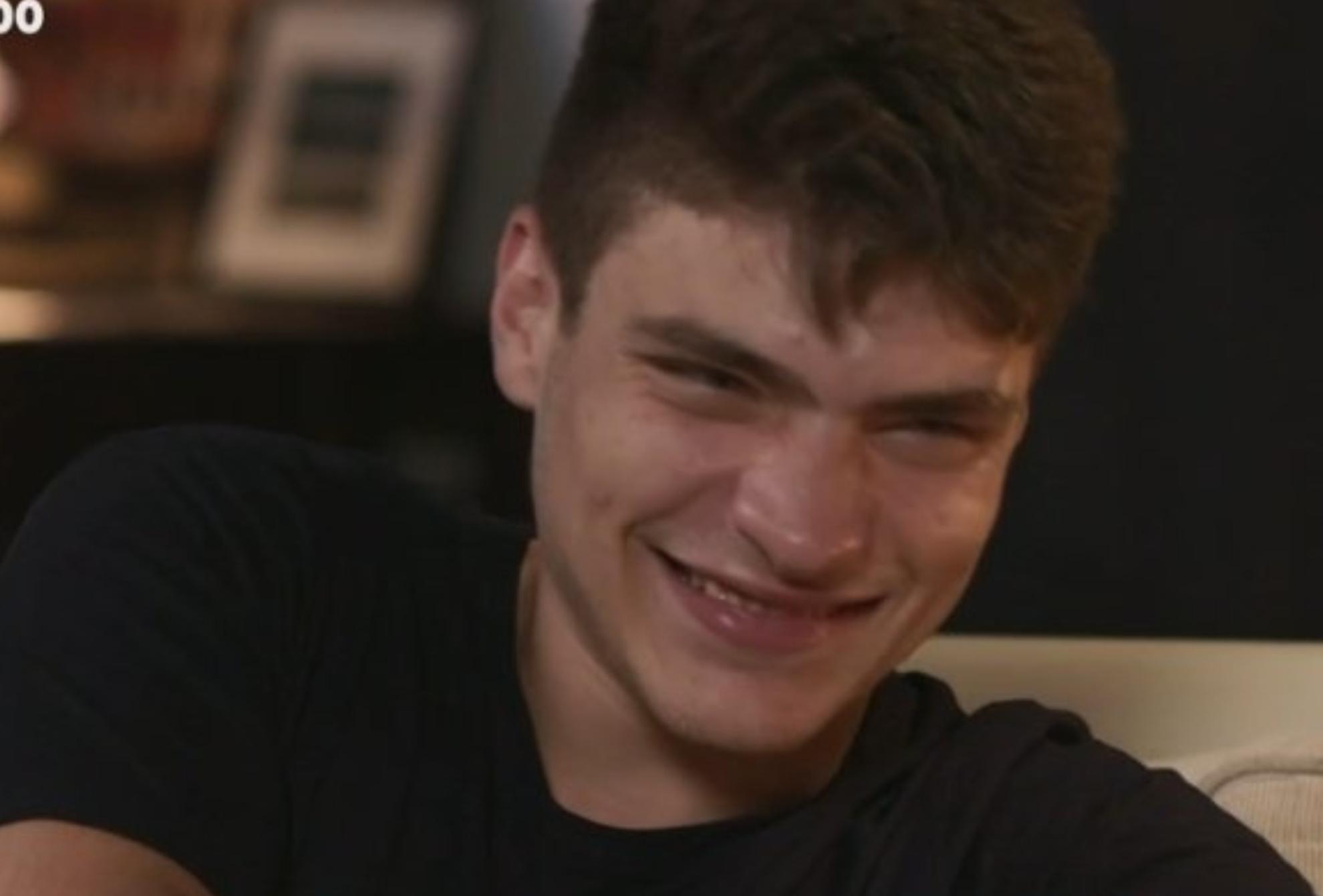 Η Γη της Ελιάς: Η Ευτυχία ζηλεύει τον Ορέστη