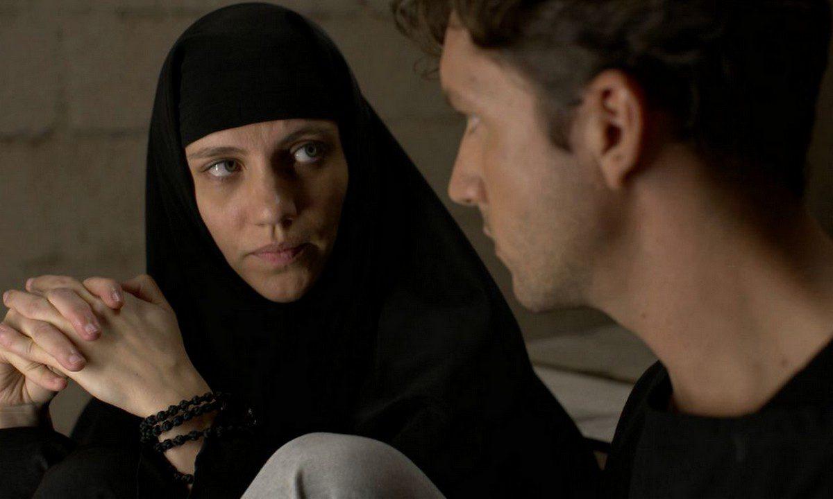 Μαύρο Ρόδο-Ελισάβετ-Πέτρος-