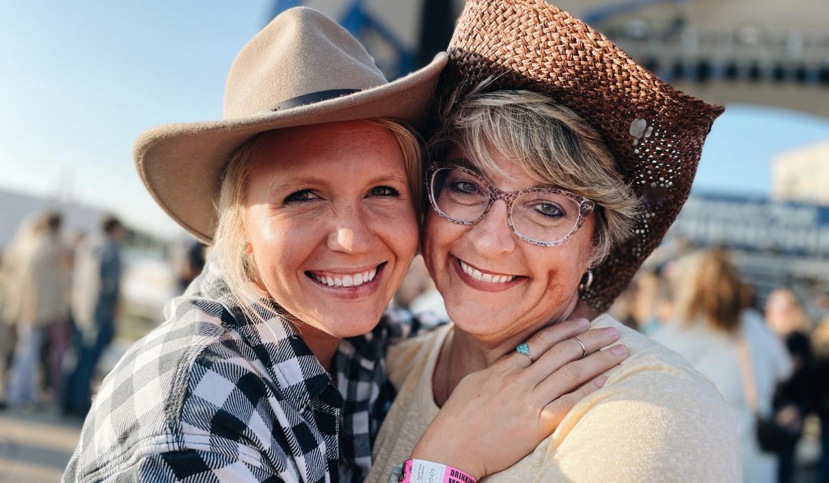 μένω-με-τους-γονείς-μου-και-μου-κάνουν-σπάσιμο-