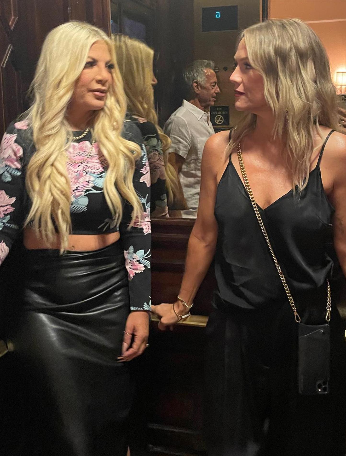 Χτυποκάρδια στο Μπέβερλι Χιλς: Δείτε πώς είναι σήμερα η Ντόνα και η Κέλι