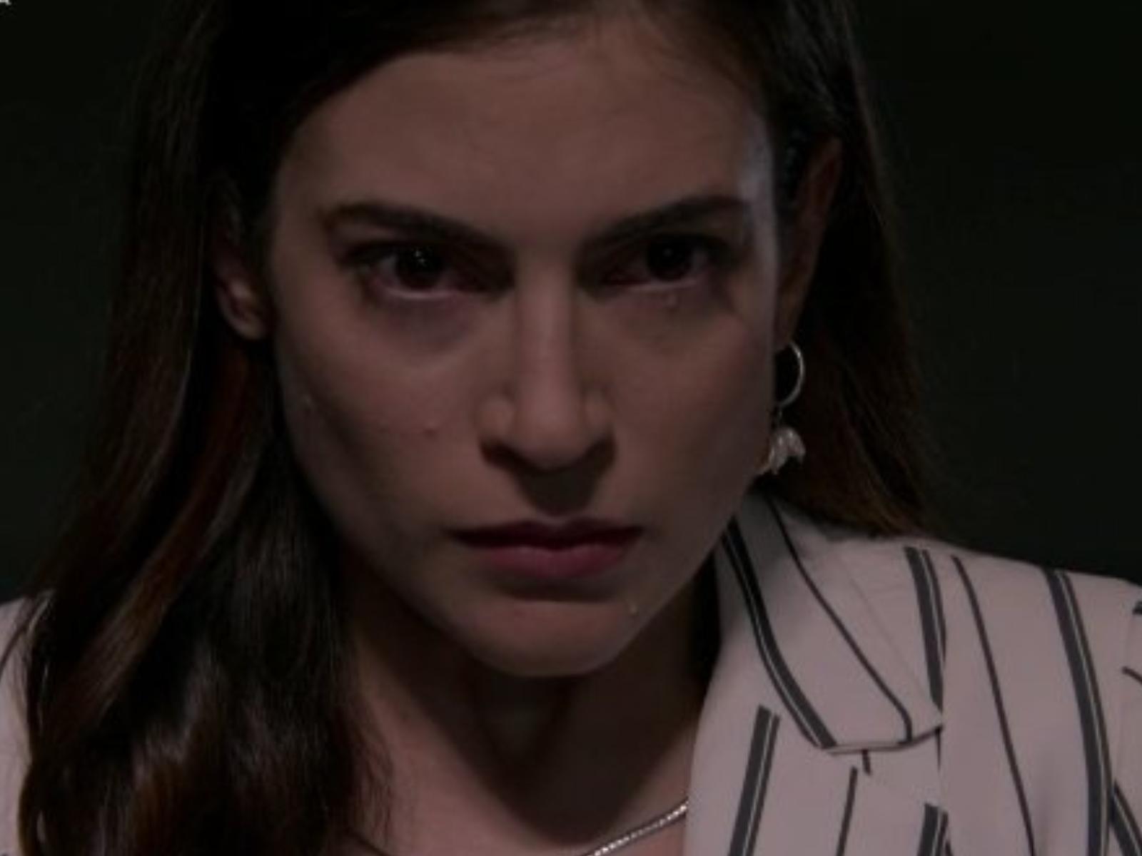 Παγιδευμένοι-Άννα-