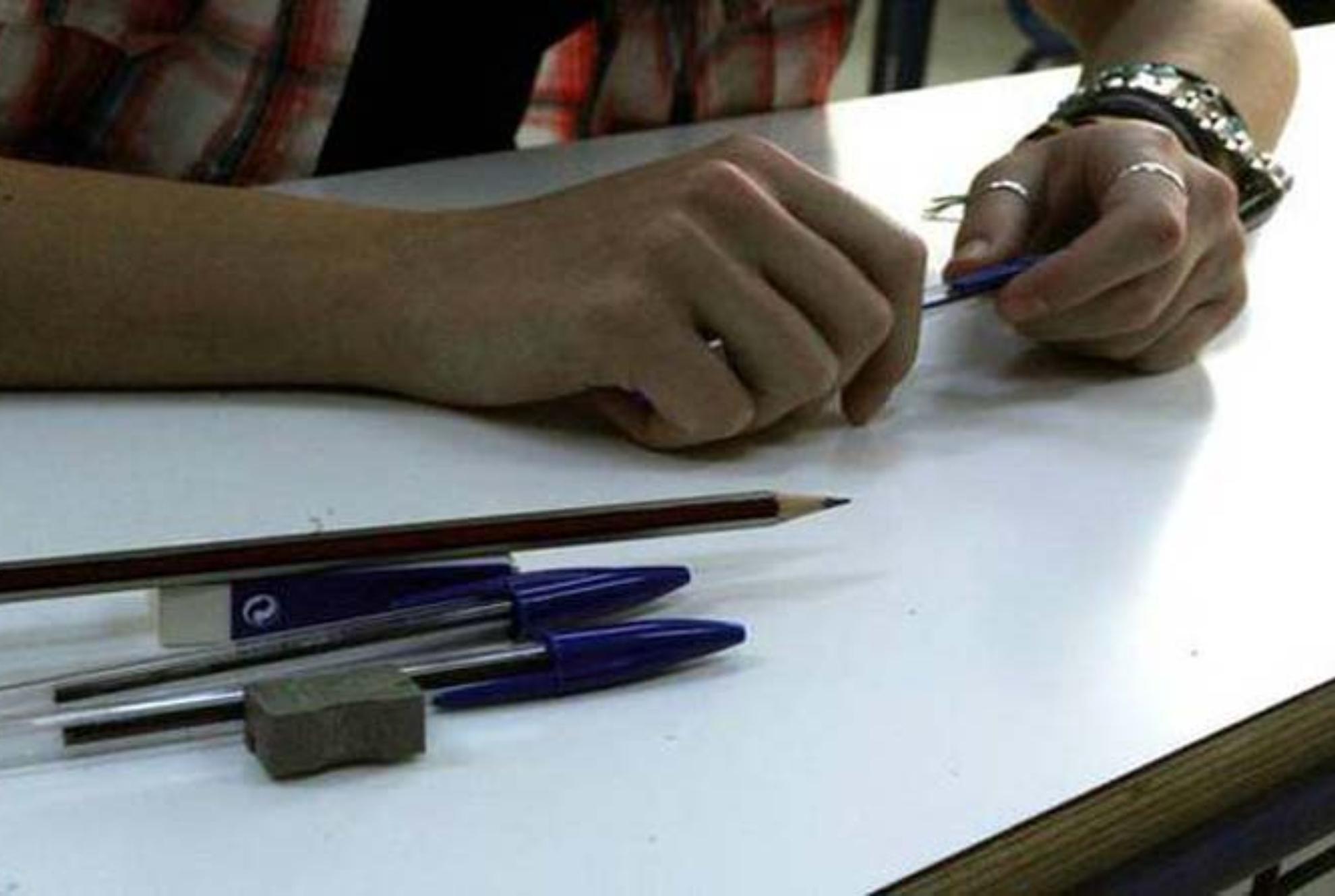 Εξετάσεις στα Λύκεια 2023: Άρχισαν οι ενδοσχολικές εξετάσεις – Πότε κλείνουν τα σχολεία – Αναλυτικά το πρόγραμμα