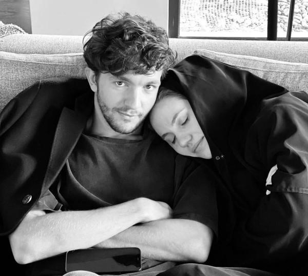 Μαύρο Ρόδο-Πέτρος-Ελισάβετ- Μαύρο Ρόδο-Πέτρος-Ελισάβετ-