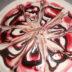 παγωτό-με-σιρόπι σοκολάτα-και-σιρόπι-φράουλα-συνταγή-