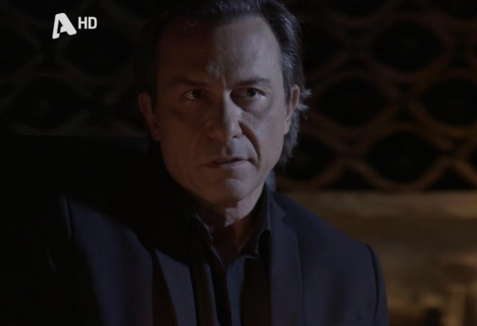 Σασμός : Αργυρώ να μαζέψουμε τα πράγματά μας και να φύγουμε