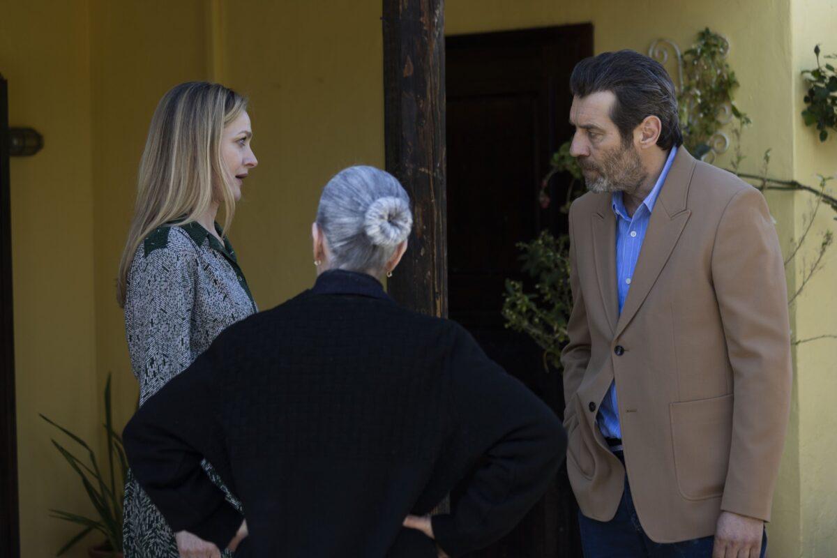 Αυτή η νύχτα μένει επόμενα επεισόδια: 86 , 87 , 88 , 89 , 90