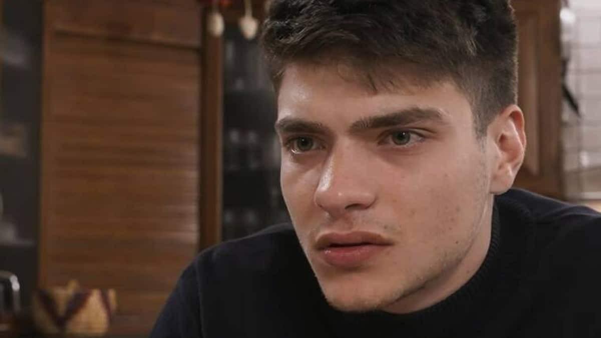 Η Γη της Ελιάς-Φίλιππος- Η Γη της Ελιάς-Φίλιππος-