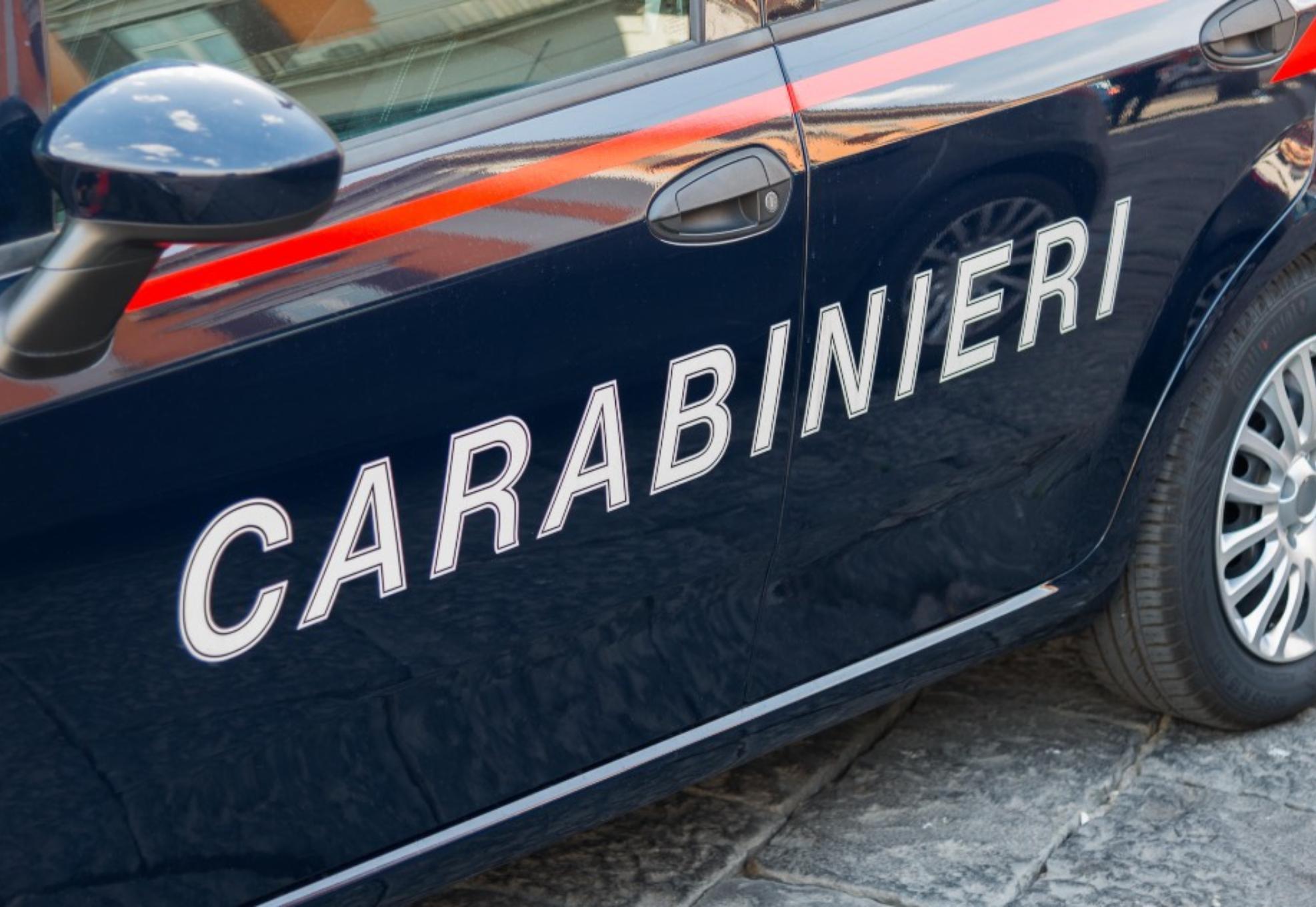 16χρονος μαθητής μαχαίρωσε καθηγήτρια και απείλησε μαθητές