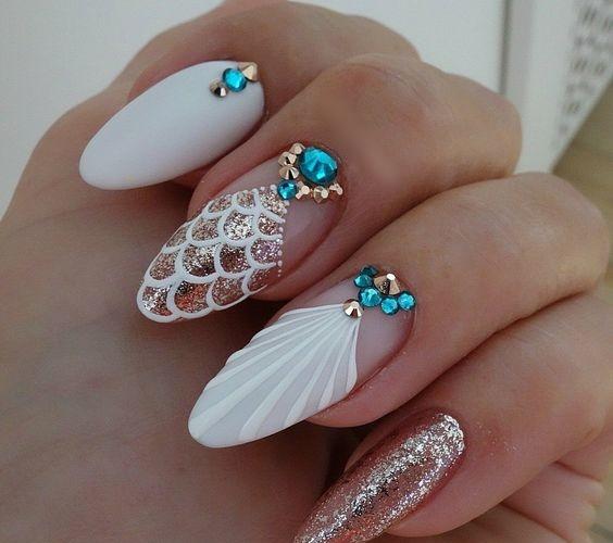 νύχια-με-σχέδια-γοργόνας-και-γκλίτερ-ιδέες-