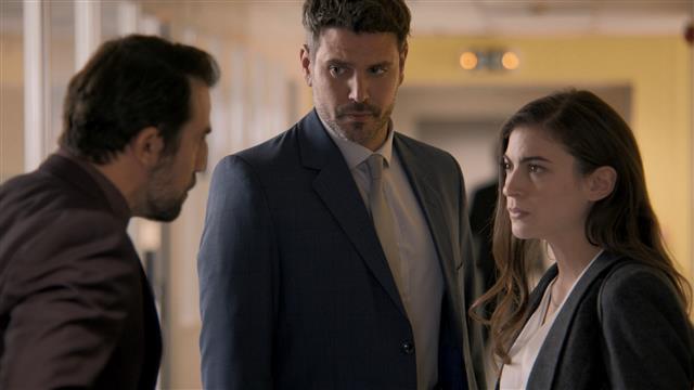 Παγιδευμένοι-Δημήτρης-Άννα-