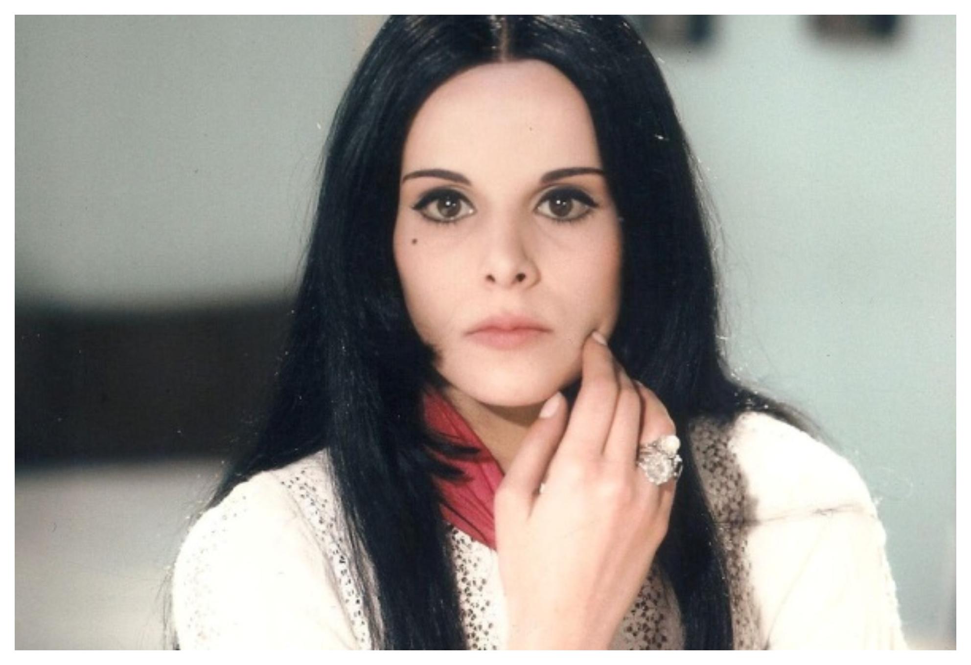 Έλενα Ναθαναήλ: Η ηθοποιός με την κλασική ομορφιά και την ασύγκριτη φινέτσα που στα 19 της πόζαρε για το Paris Match