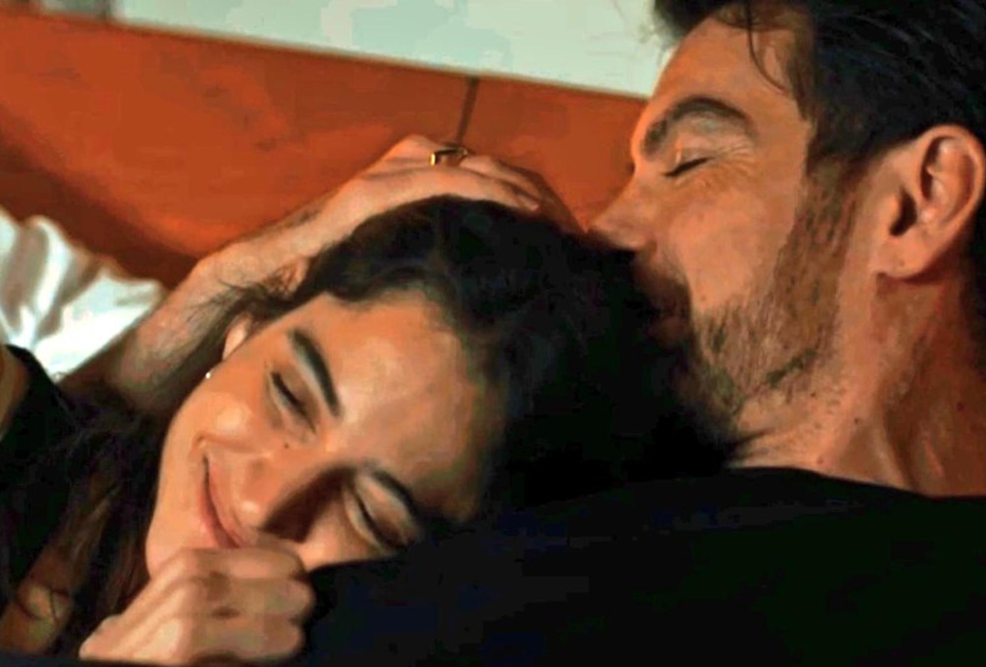 Μαύρο Ρόδο: Η Πολυξένη σκοτώνει την Αυξεντία