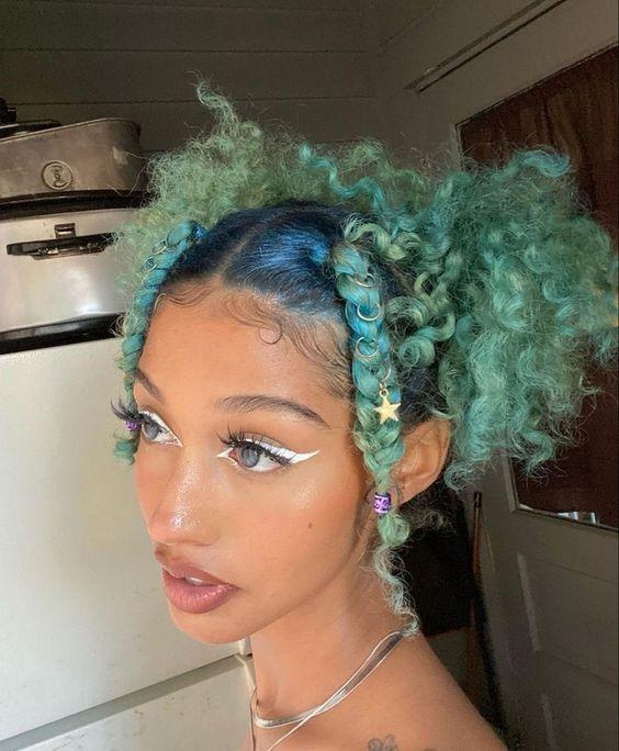 άφρο-μαλλιά-σε-πετρόλ χρώμα-ιδέες-