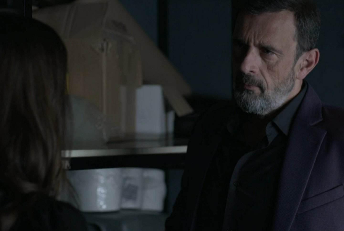 Μαύρο Ρόδο-Θέμης- Μαύρο Ρόδο-Θέμης-