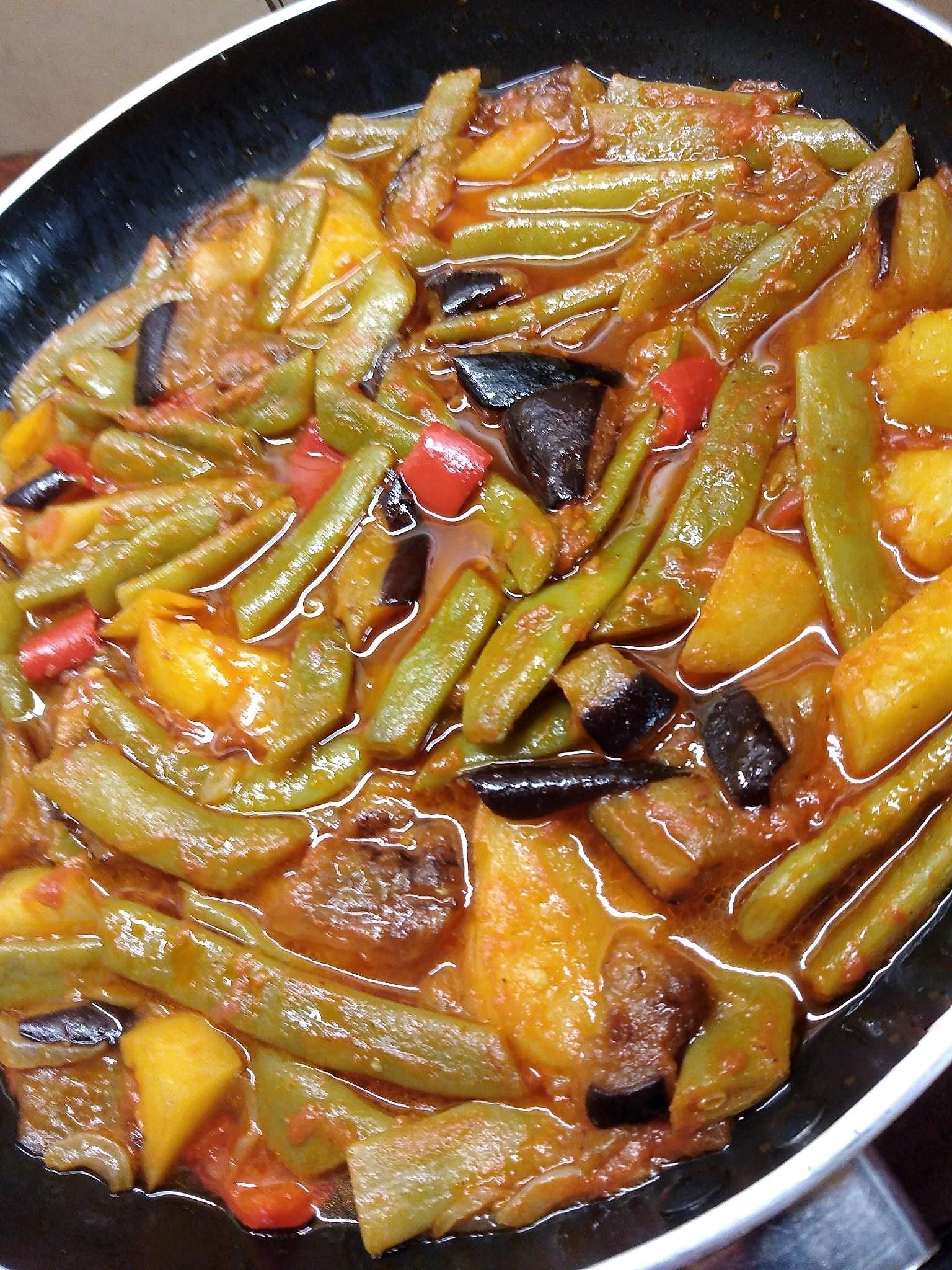 φασολάκια-με-μελιτζάνες-συνταγή- φασολάκια-με-μελιτζάνες-συνταγή-