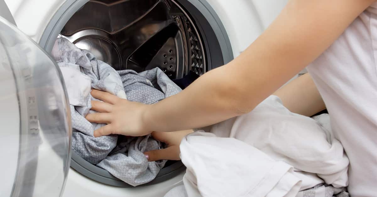 σπιτικά-απορρυπαντικά-για-το-πλυντήριο ρούχων-