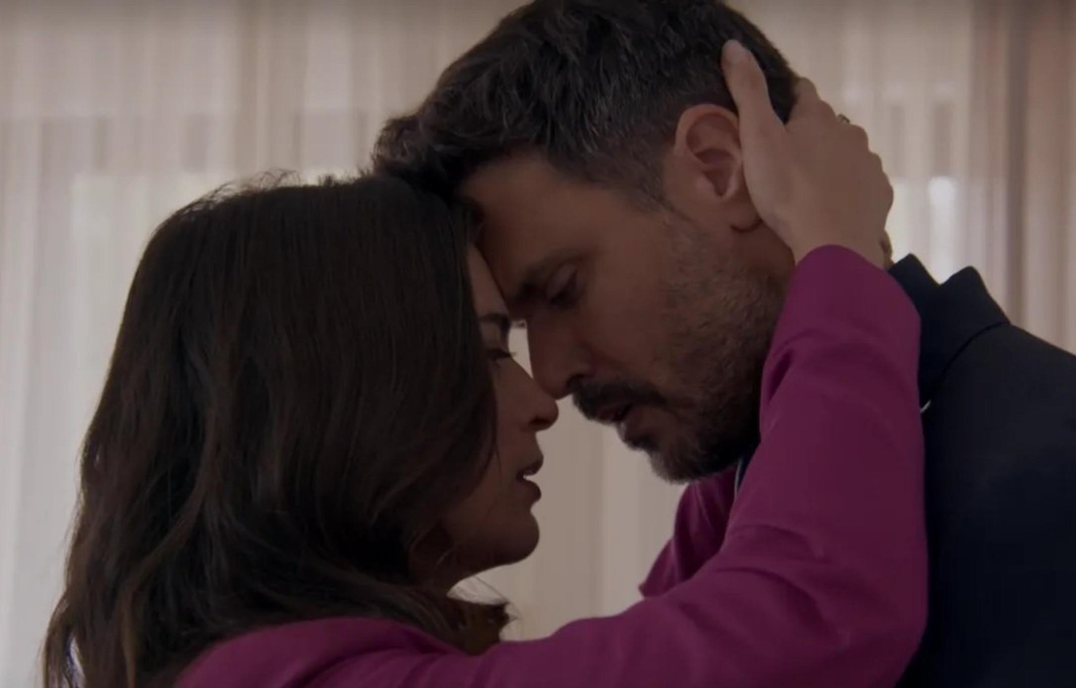 Παγιδευμένοι: Είμαι η Άννα η γυναίκα που ερωτεύτηκες για το πείσμα της