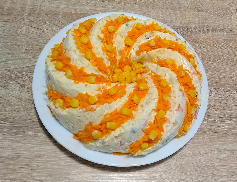 Πατατοσαλάτα-φόρμας-συνταγή-