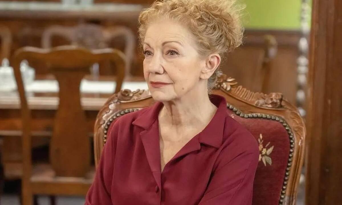 Έρωτας Φυγάς επόμενα επεισόδια : 176 , 177 , 178 , 179 , 180