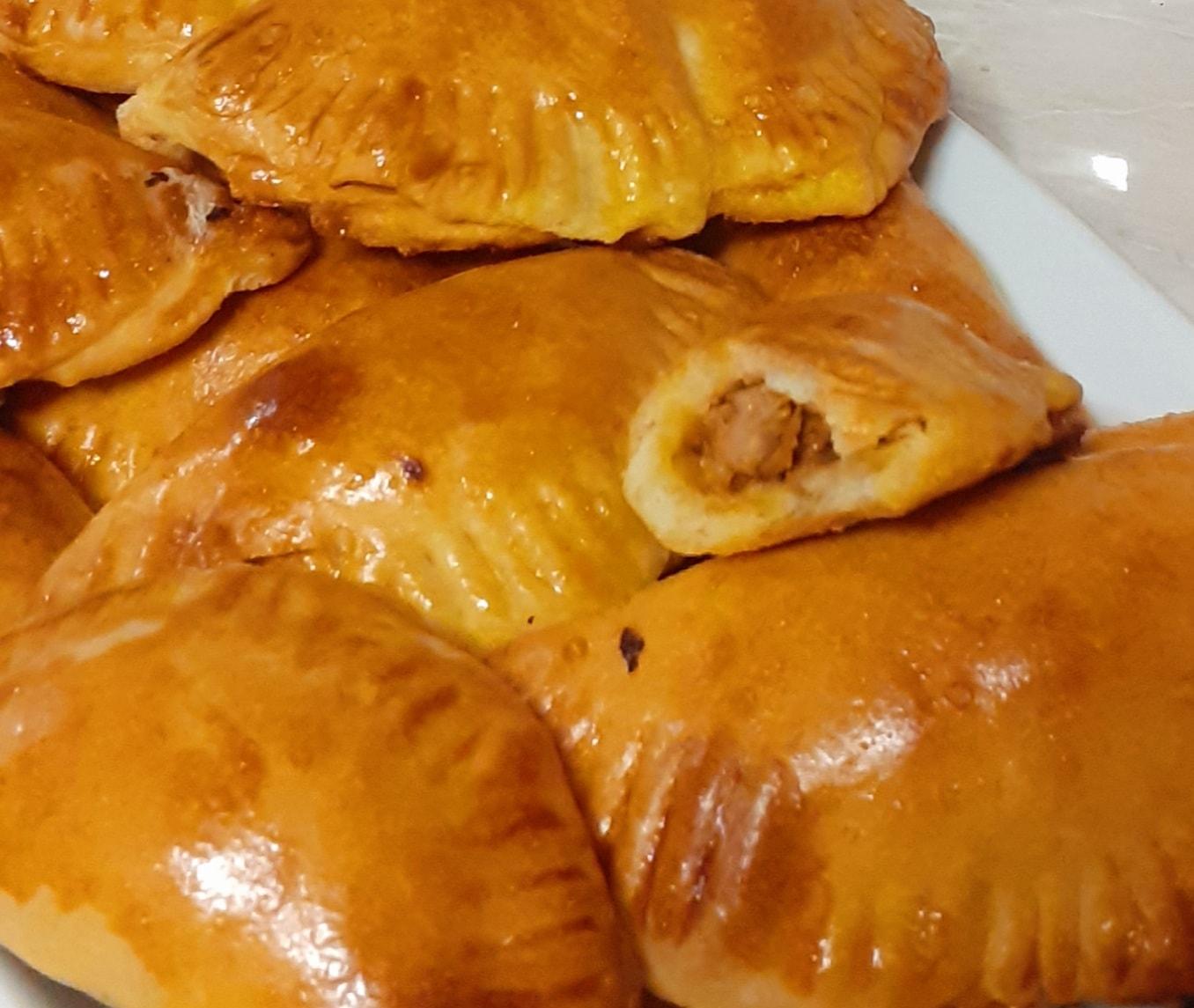 κιμαδοπιτάκια-με-ζύμη κουρού-συνταγή- κιμαδοπιτάκια-με-ζύμη κουρού-συνταγή-