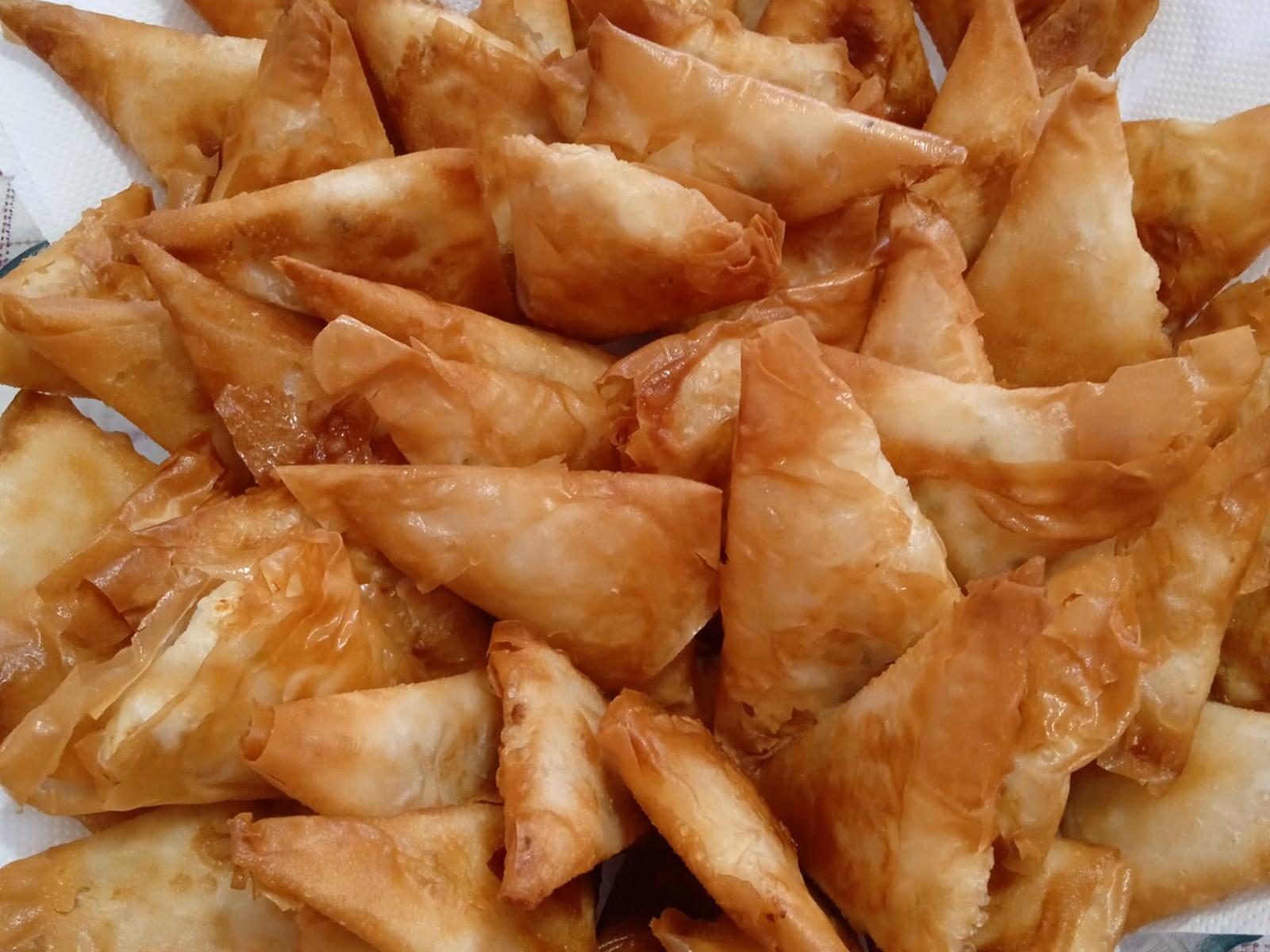 τυροπιτάκια-με-ανθότυρο-συνταγή-