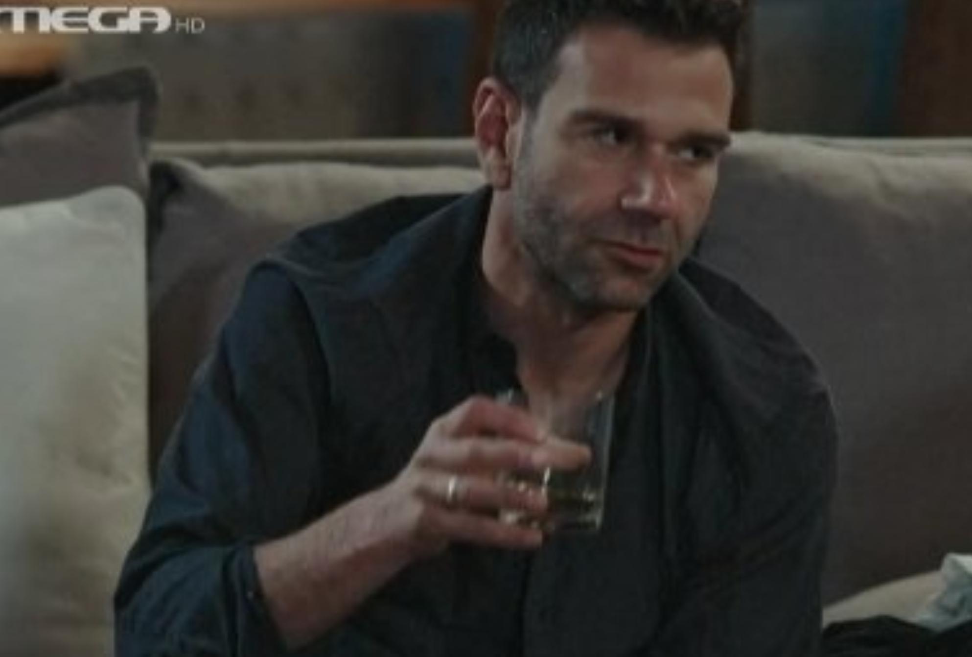 Η Γη της Ελιάς-Μάνος- Η Γη της Ελιάς-Μάνος-