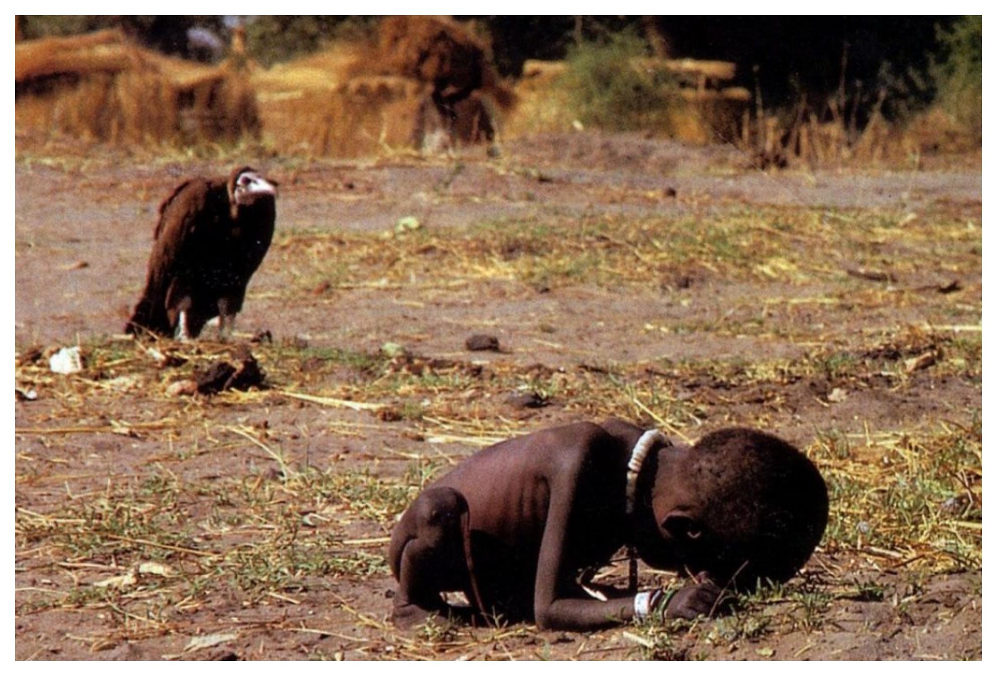 Κέβιν Κάρτερ: Με μια φωτογραφία που συγκλόνισε την ανθρωπότητα κέρδισε το Πούλιτζερ και μετά έβαλε τέλος στην ζωή του