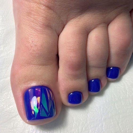 μπλε-νύχια-με-σχέδια-ιδέες-