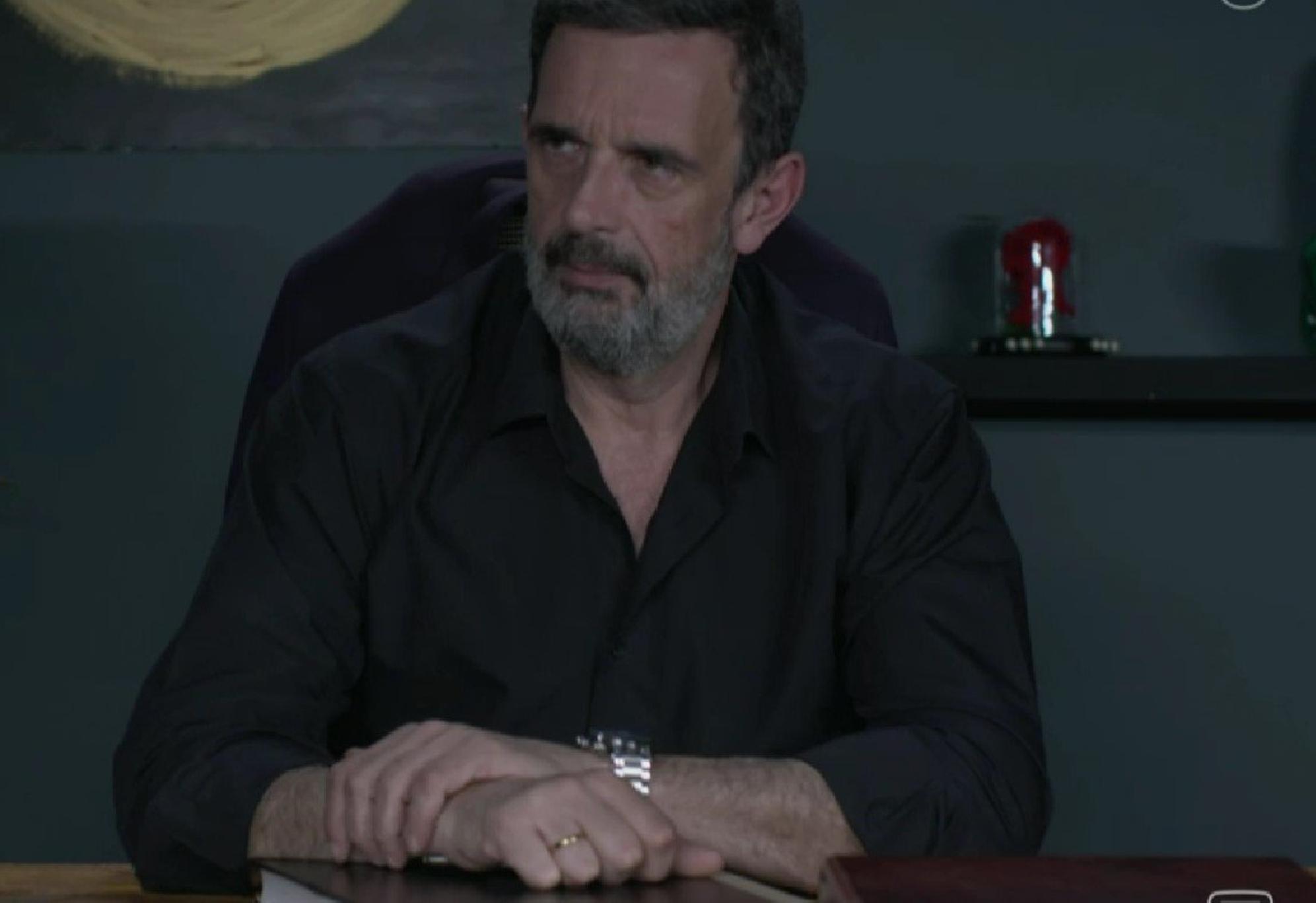 Μαύρο Ρόδο: Κύρα και Θέμης βάζουν κοριό στην Αλεξία