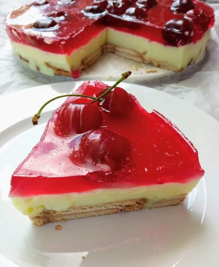 γλυκό-ψυγείου-με-κεράσια-συνταγή-