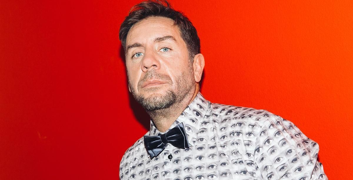 Γιώργος Μαζωνάκης  : Μας συστήνει τους γονείς του και έχουμε μείνει με την ομοιότητα